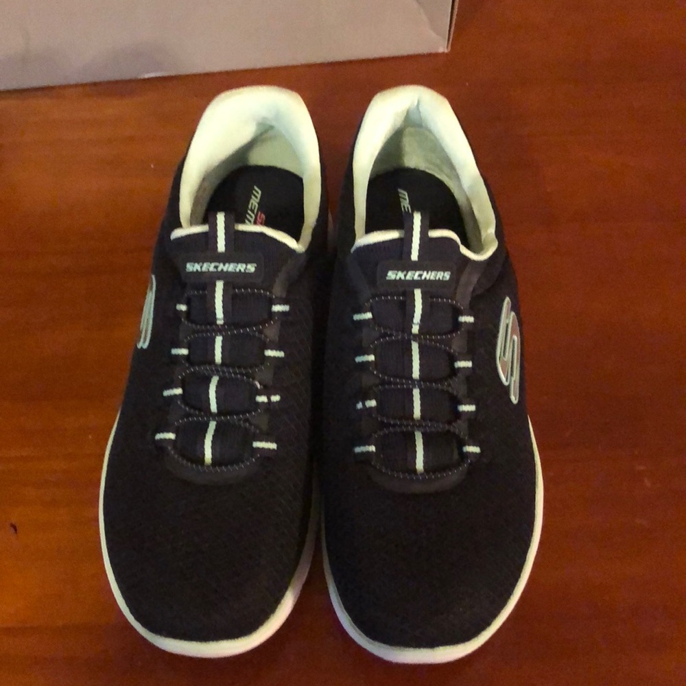 Memory Foam Sketchers!